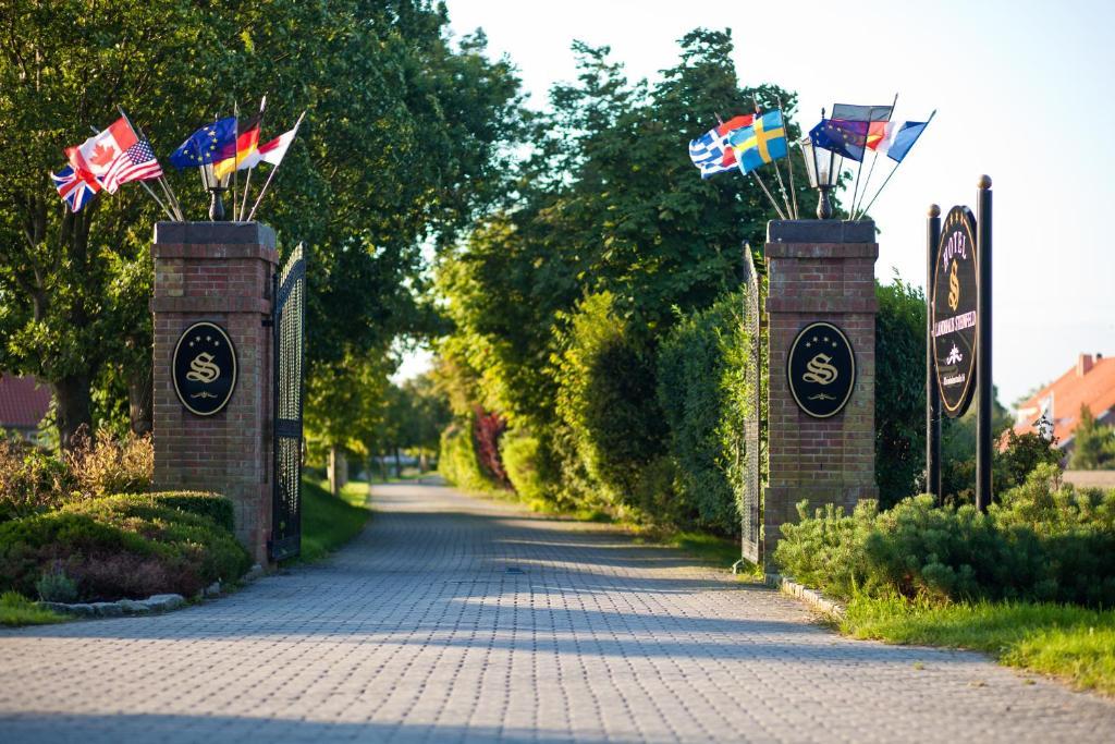 Hotel Landhaus Steinfeld Гретзиль Экстерьер фото